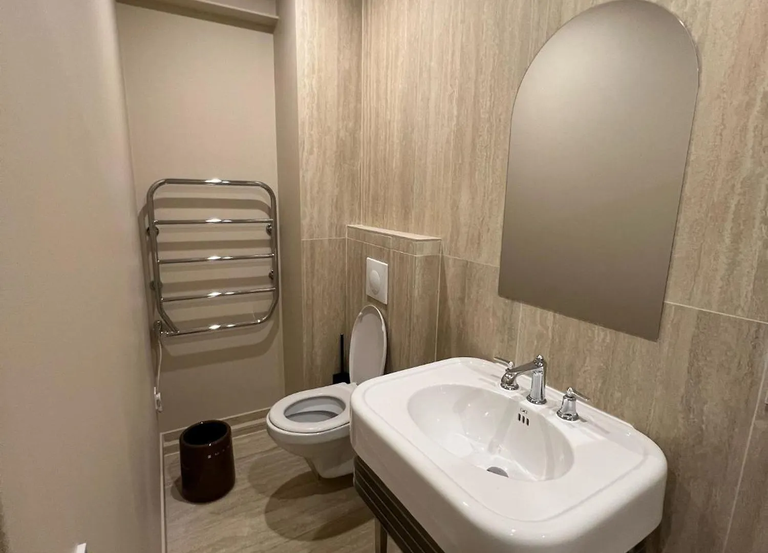2 Elegants Appartements Au Coeur Du Marais Paris 0*,